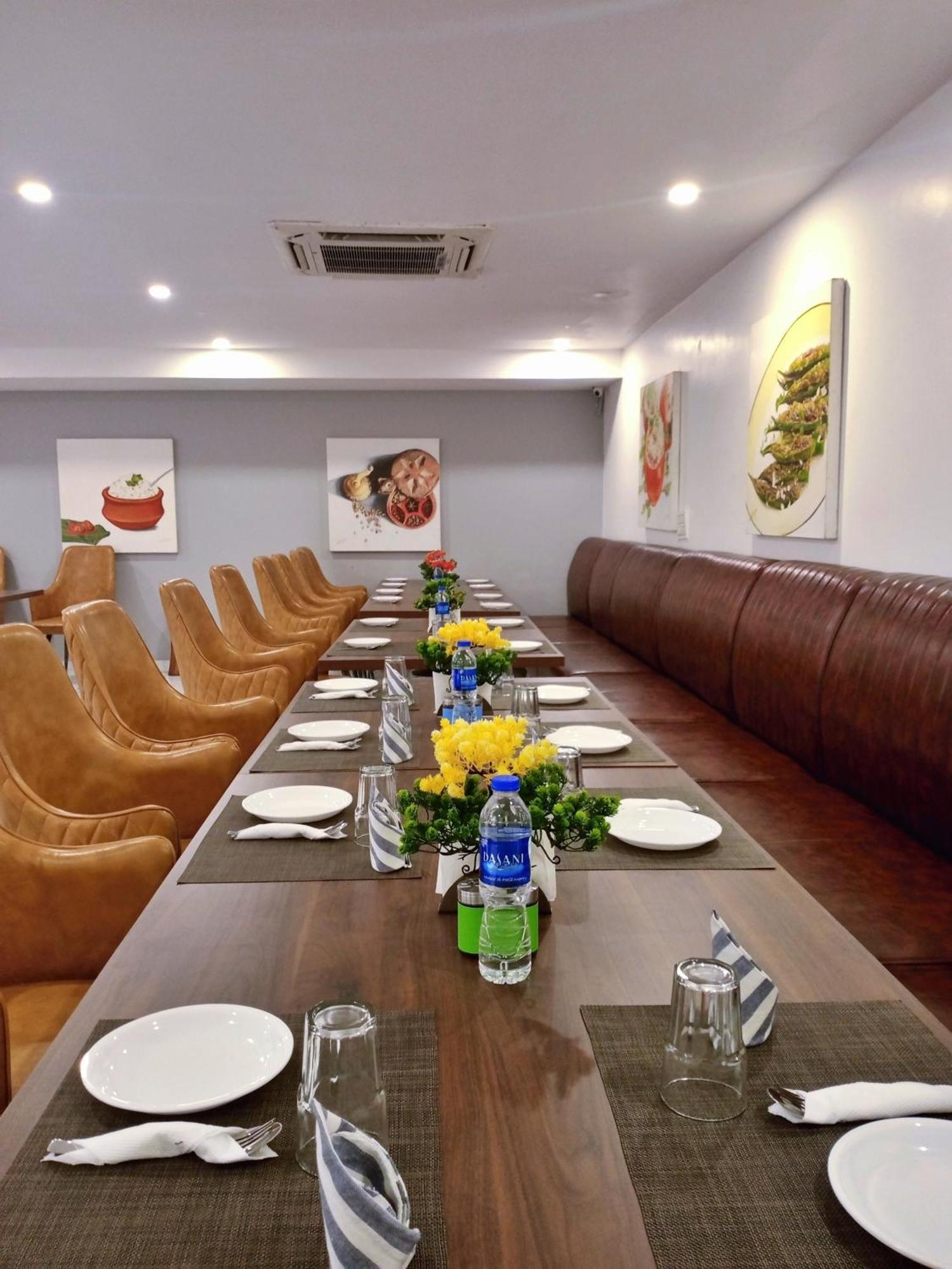 Aamantran Residency Hotel, Sohna Road, Sector 49, Gurugram Gurgaon Eksteriør billede
