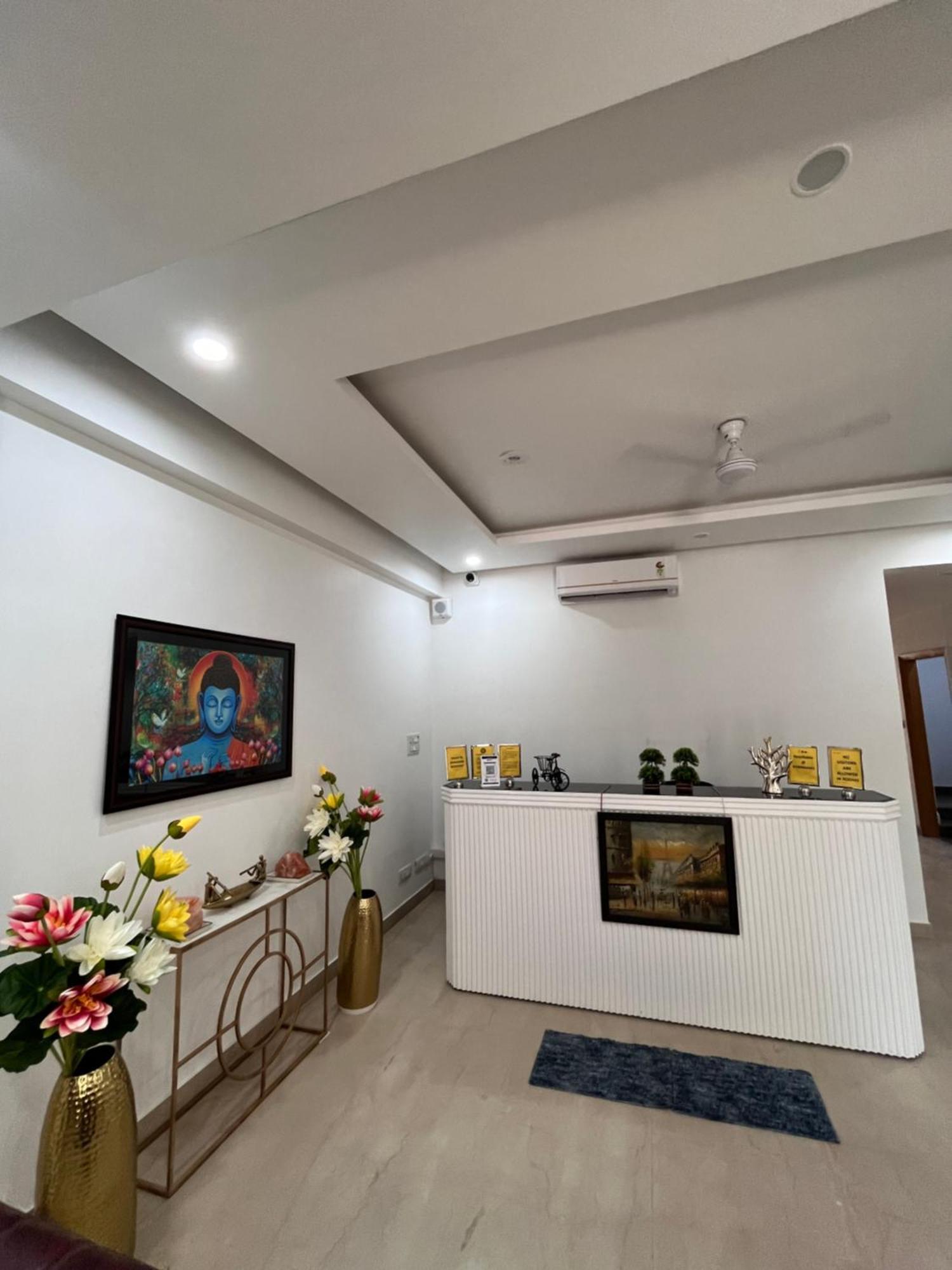 Aamantran Residency Hotel, Sohna Road, Sector 49, Gurugram Gurgaon Eksteriør billede