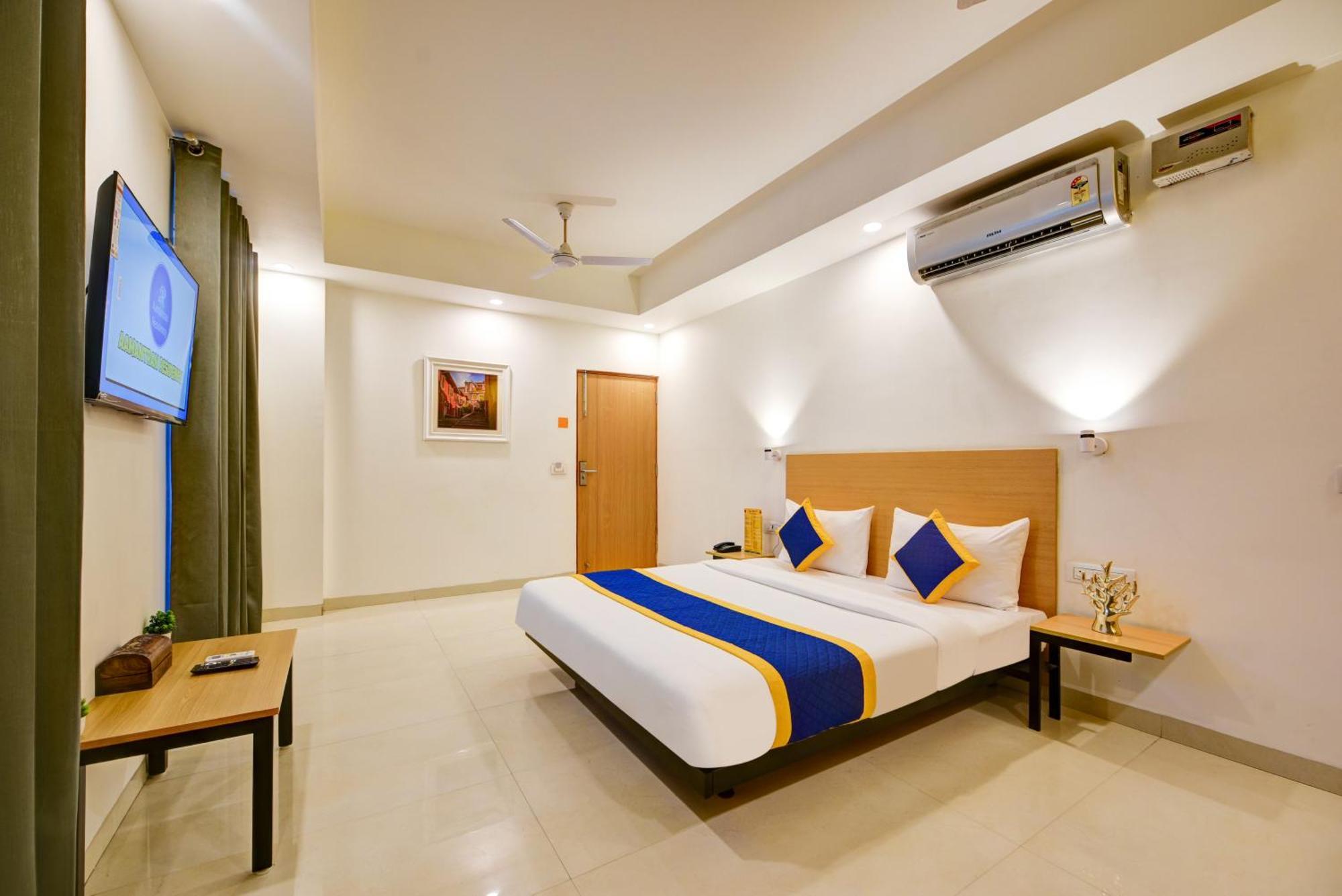 Aamantran Residency Hotel, Sohna Road, Sector 49, Gurugram Gurgaon Eksteriør billede
