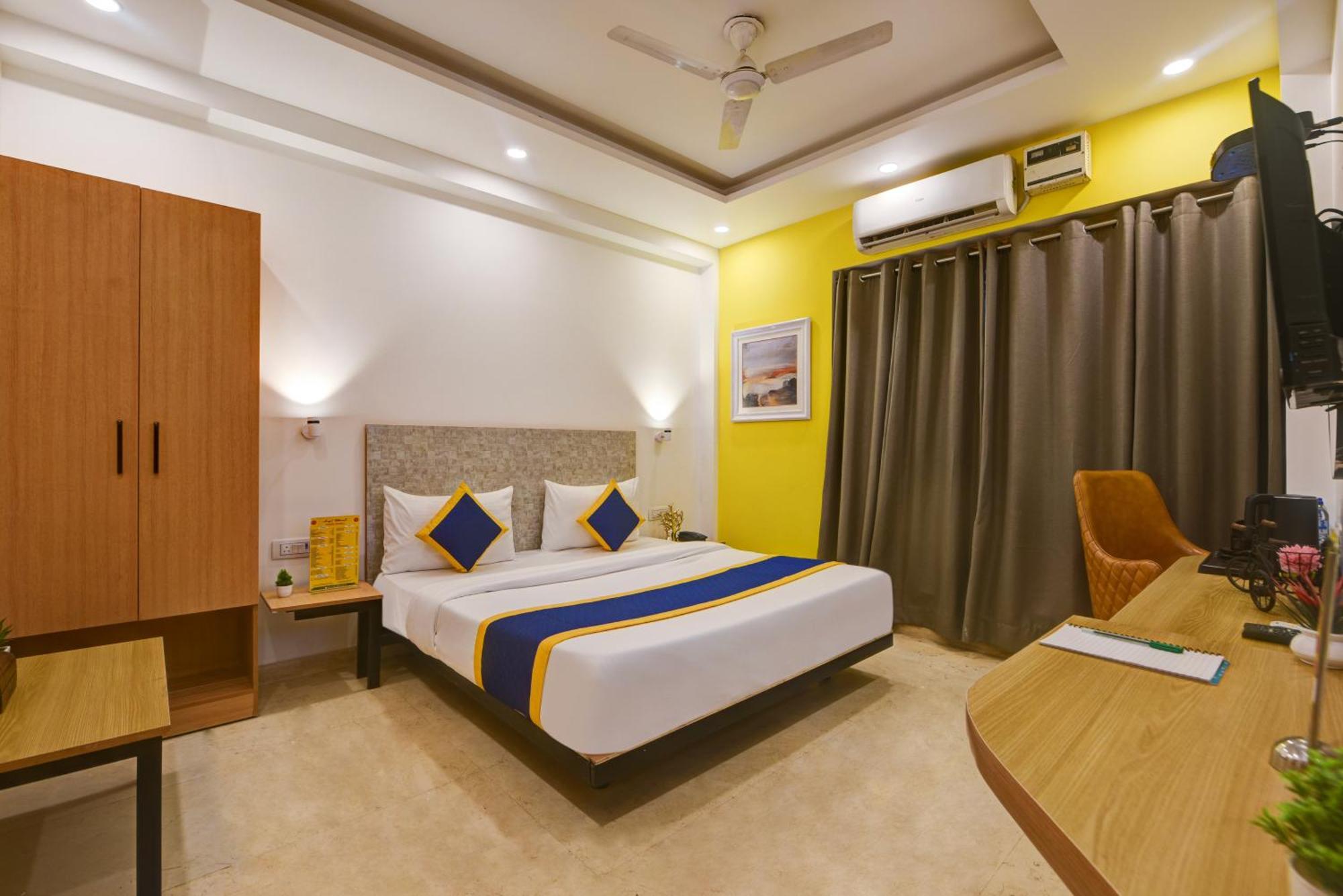 Aamantran Residency Hotel, Sohna Road, Sector 49, Gurugram Gurgaon Eksteriør billede