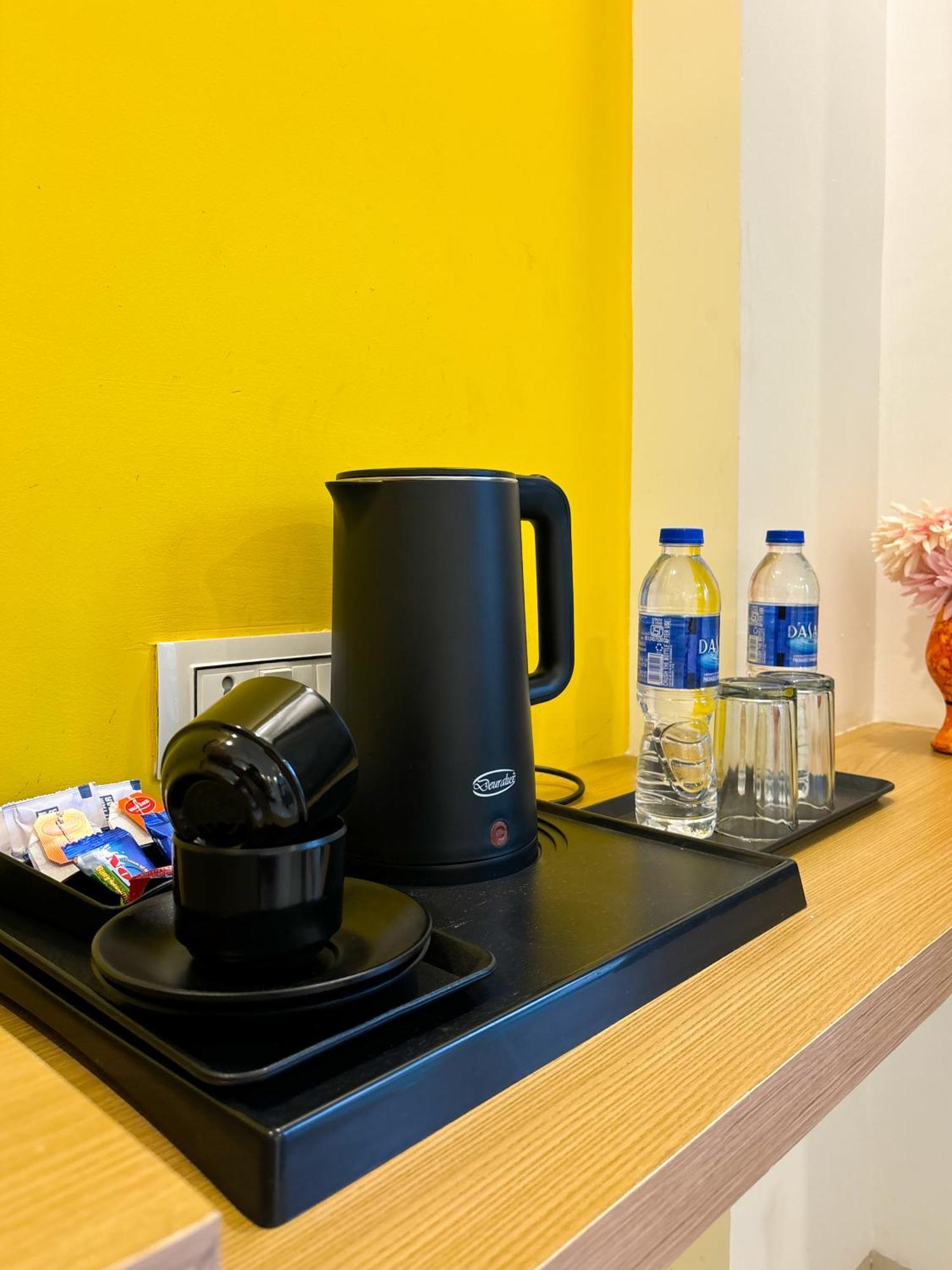 Aamantran Residency Hotel, Sohna Road, Sector 49, Gurugram Gurgaon Eksteriør billede